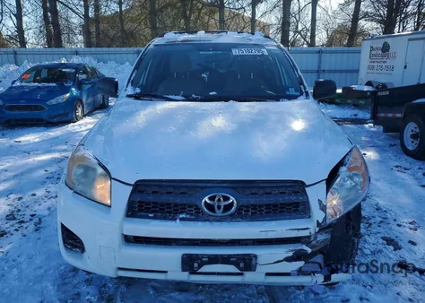 2010 Toyota Rav4 z USA, uszkodzony, nr VIN JTMBF4DV8A5022417